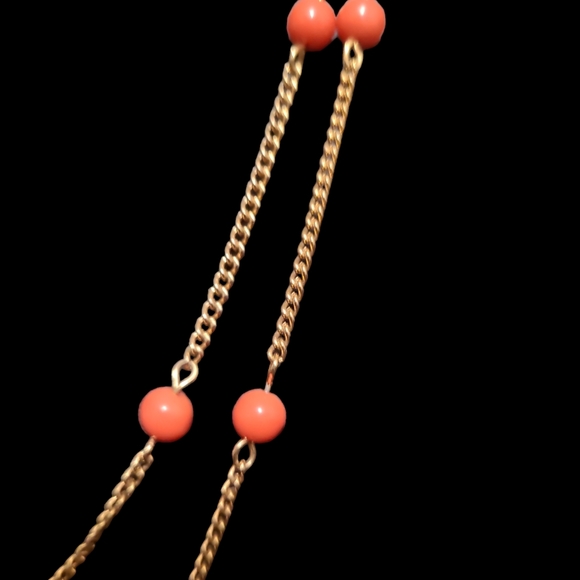 56" Vintage Goldish Red Bead Fashion Necklace Lot 3 - Picture 2 of 3